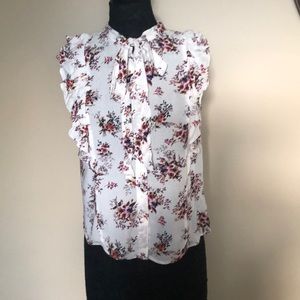 Marks & Spencer-Floral, no sleeve button down